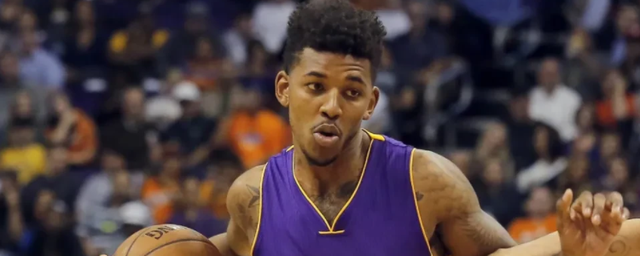 引发操控联 引发操控联